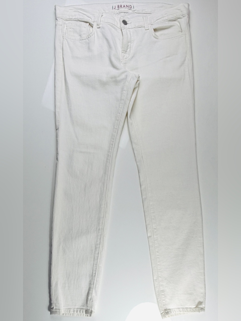 J Brand White Stretch Cotton “Skinny Leg” Slub Denim 5-pocket Jeans, Szs 30 & 31